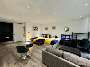 London Modern Apartment close to Tower Bridge, Sky Garden, Train and much more